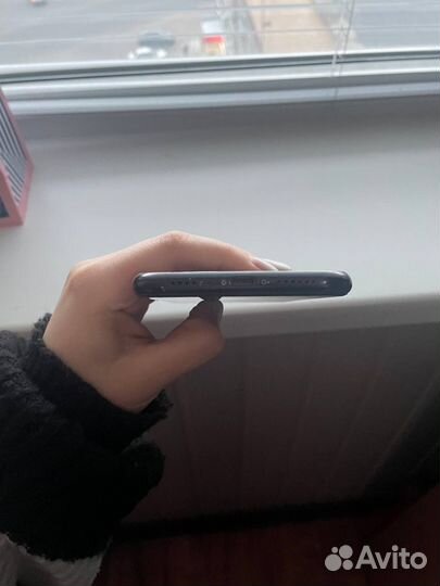 iPhone Xr, 128 ГБ