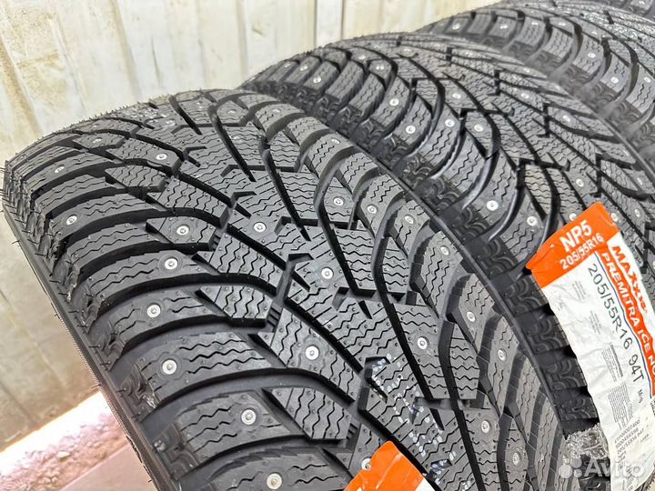 Maxxis Premitra Ice Nord NP5 205/65 R15