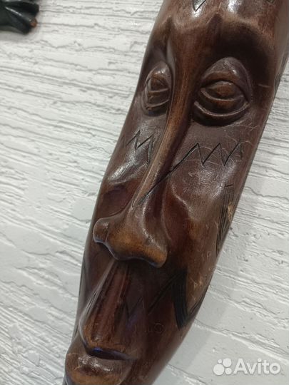 Африканская маска дерево