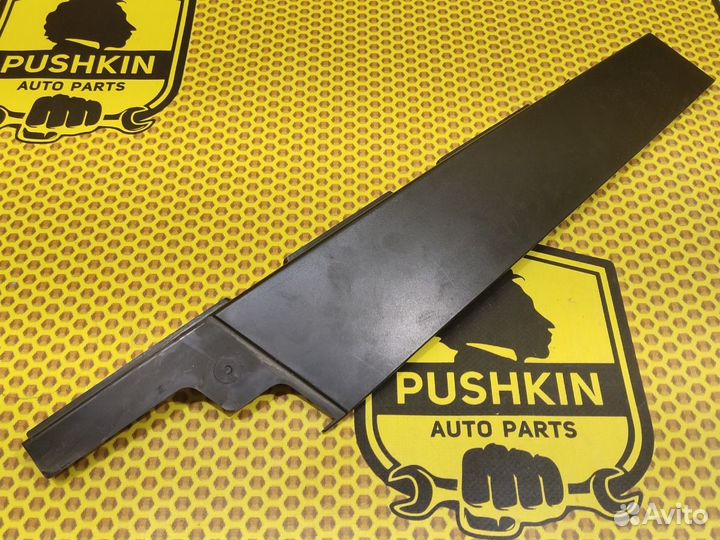 Молдинг двери внешний передний левый Volkswagen