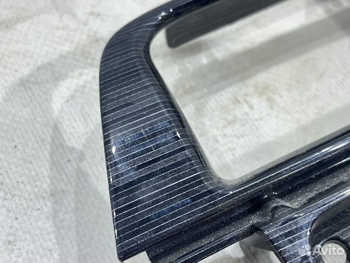 Декоративная вставка торпедо Mitsubishi Outlander