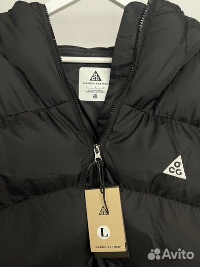 Пуховик Nike Acg