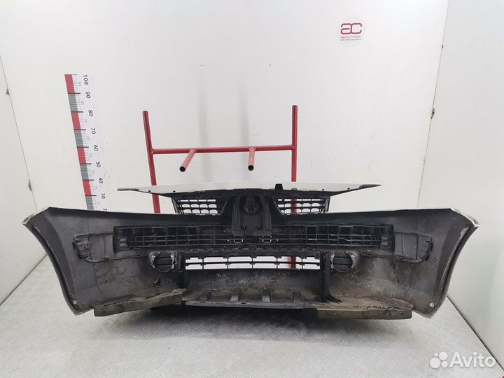 Бампер передний для Renault Megane 2 8200142001