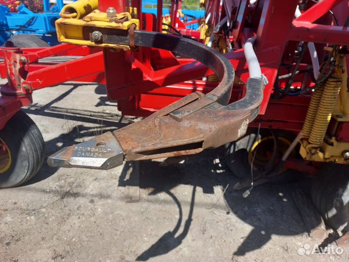 Сеялка Bourgault 8810, 2011