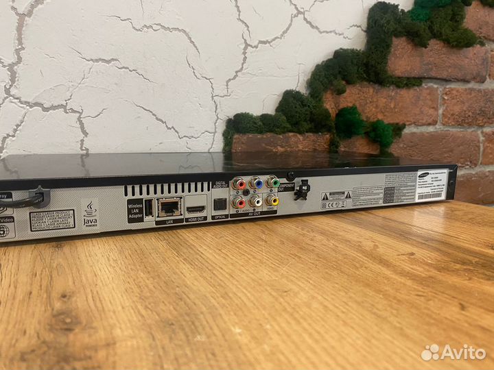 Dvd-плеер samsung bd-c5500 + Смарт браслеты