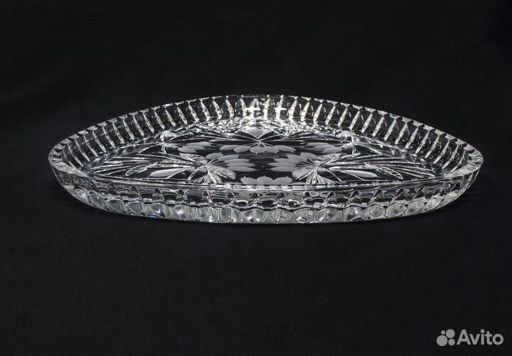 Поднос треугольный, хрусталь, Югославия, сторона 2