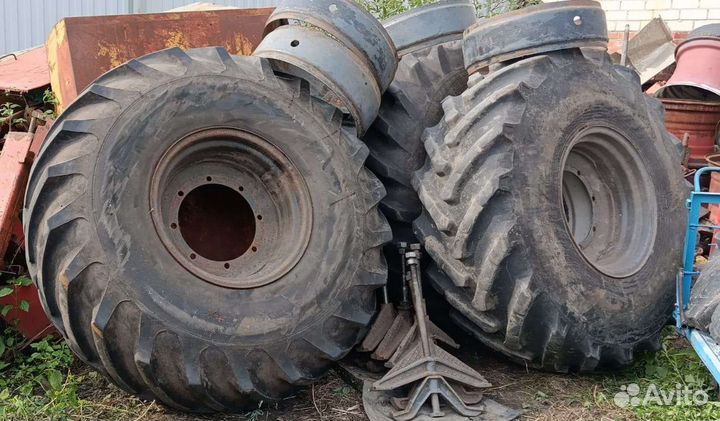 Трактор хтз 17221