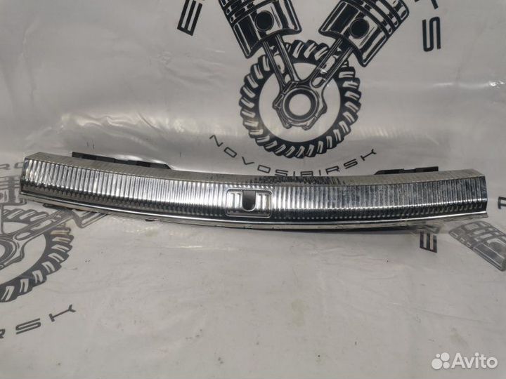 Накладка на заднюю панель Audi A4 (B8, 8k5) 2007