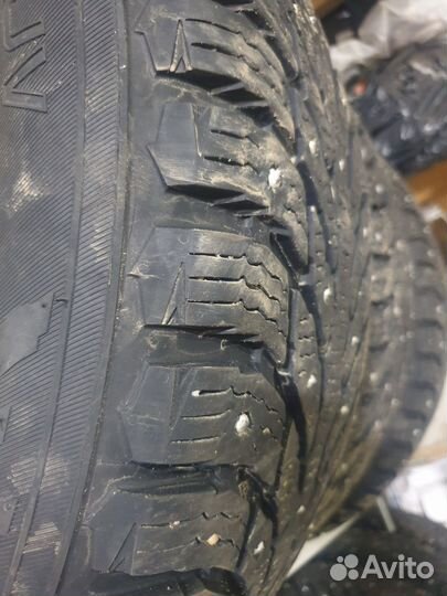 Nokian Tyres Hakkapeliitta 9 SUV 225/60 R18 104T