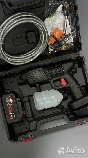 Портативная мойка высокого давления