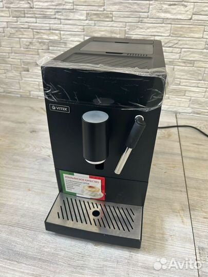 Кофемашина автоматическая Vitek Vt-8701
