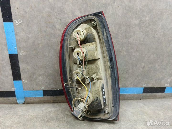 Фонарь задний правый Chevrolet Niva 1.7 2123 2004