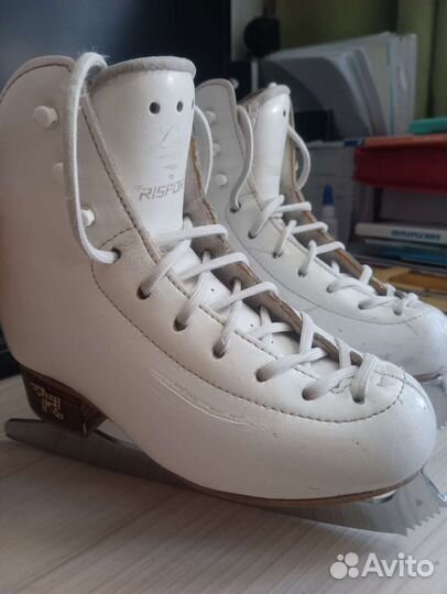 Коньки для фигурного катания профессиональные