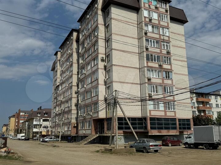 Нежилое помещение в цоколе, 468.4 м²