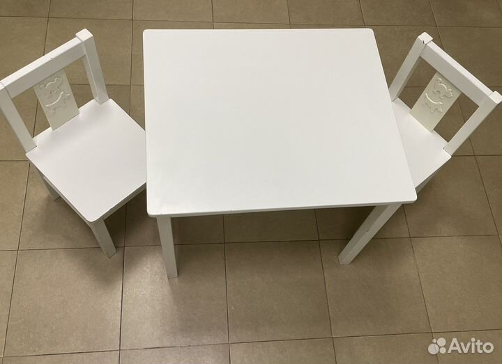 Детский столик и стульчики