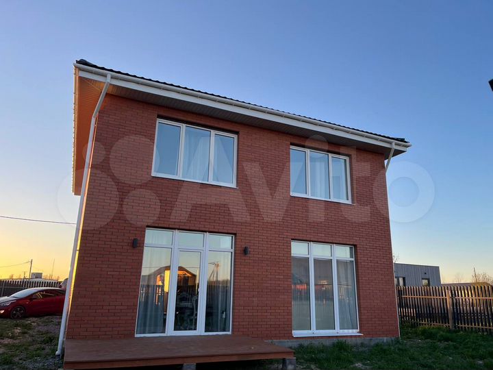 Дом 200 м² на участке 8 сот.