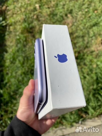 iPhone 11, 64 ГБ