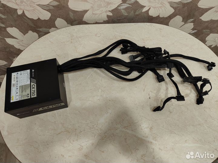 Блок питания Corsair CX750 750W