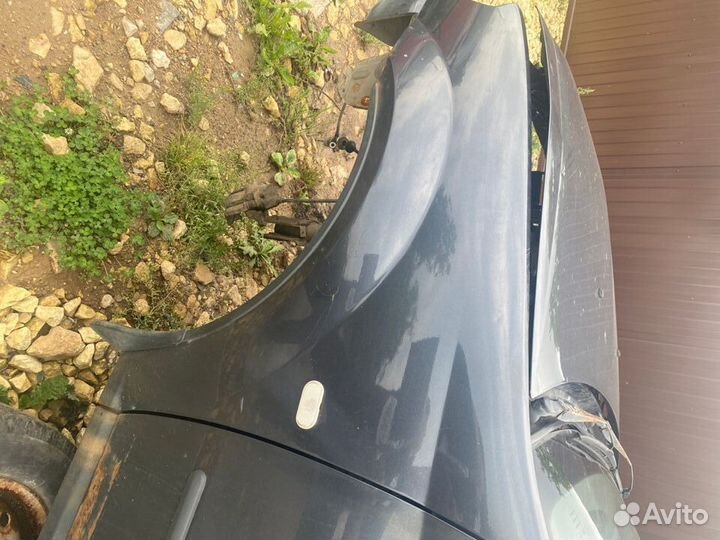 Крыло переднее левое рено логан