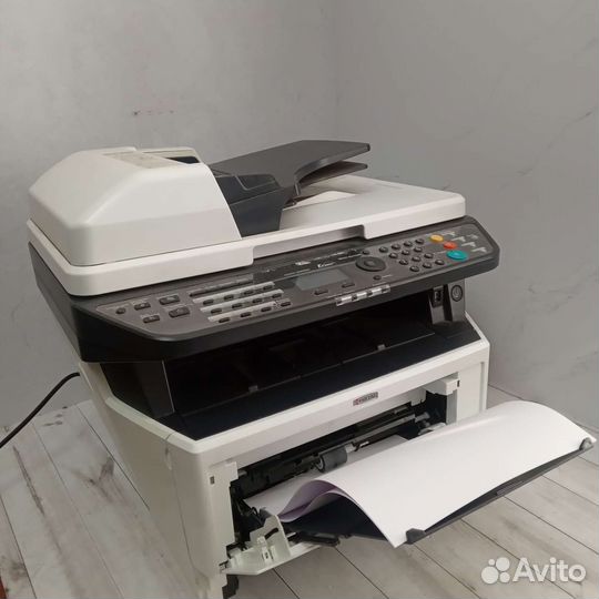Лазерное мфу kyocera Ecosys M2030dn