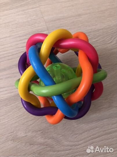 Игрушка погремушка прорезыватель мяч baby go