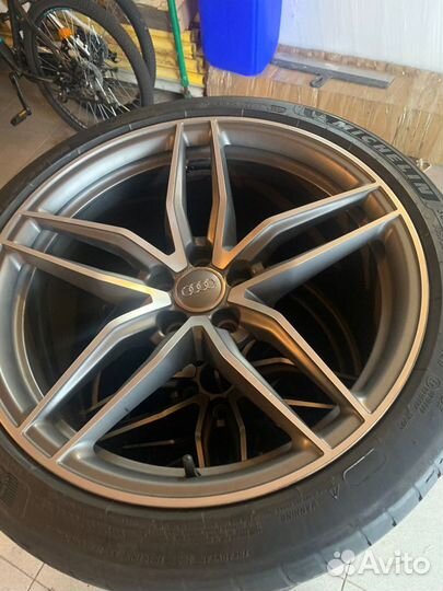 Диски или колёса от/на Audi R8