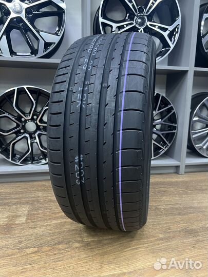 Yokohama Advan Sport V105T 275/45 R21 110W