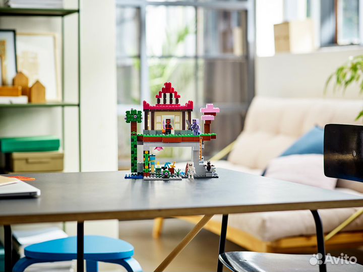 Лего майнкрафт / Lego Minecraft 21183 аналог