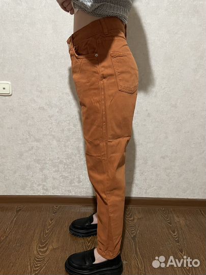 Джинсы женские
