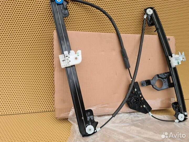 Стеклоподъемник передний правый Infiniti Jx Qx60