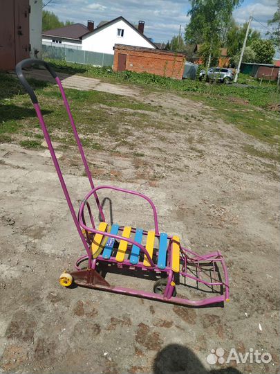 Детские санки на колесах