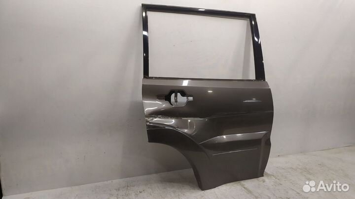 Дверь задняя правая Mitsubishi Pajero 4 V90 2006