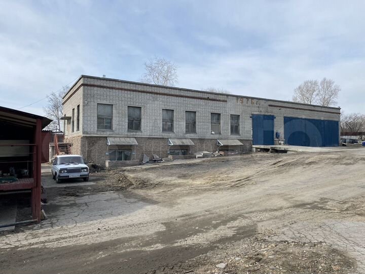 Производственное складское помещение, земли 3200м2
