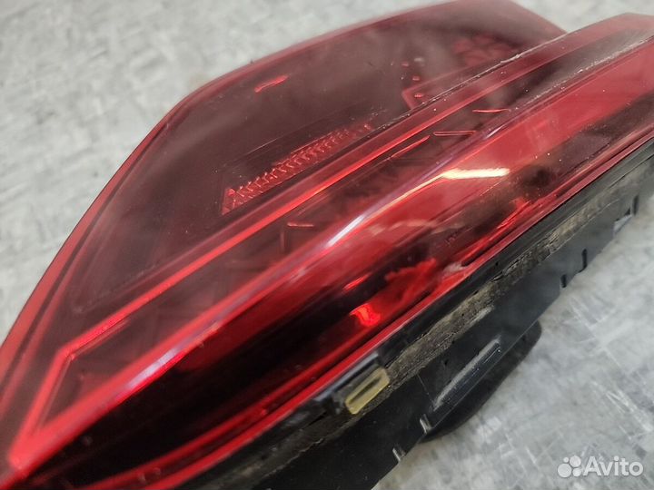 Фонарь задний левый Volkswagen Tiguan c 2016
