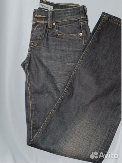 Джинсы Levi's 570