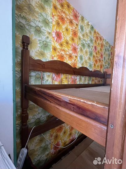 Двухъярусная кровать из настоящего дерева