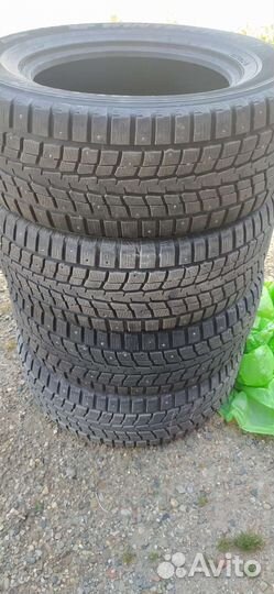 Dunlop SP Winter Ice 01 285/60 R18 116T