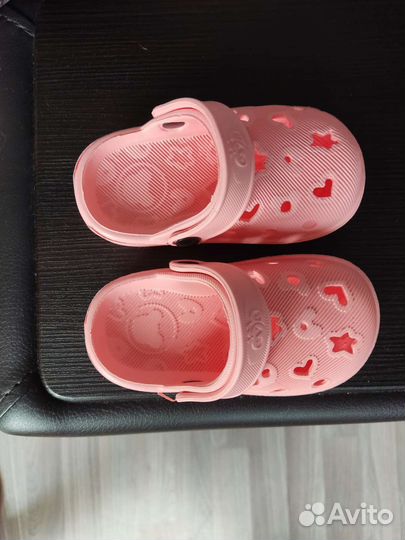 Шлепанцы для девочки
