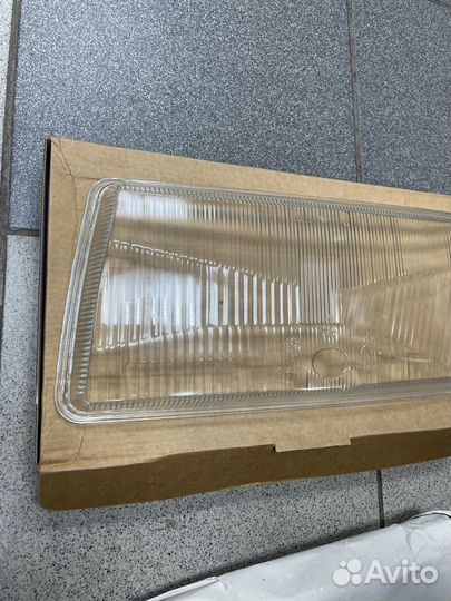 Стекло фары левое audi 80 b3 1986-1991 год