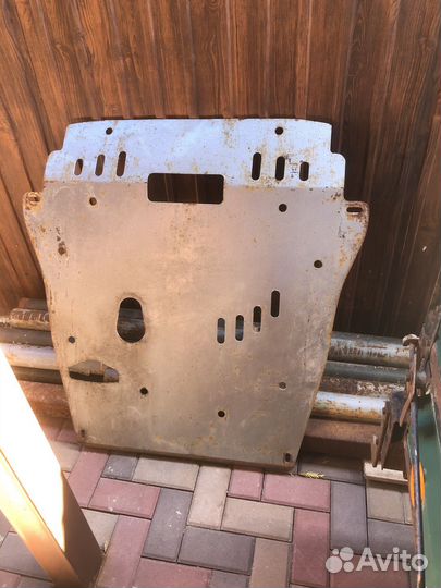 Защита двигателя хонда элемент