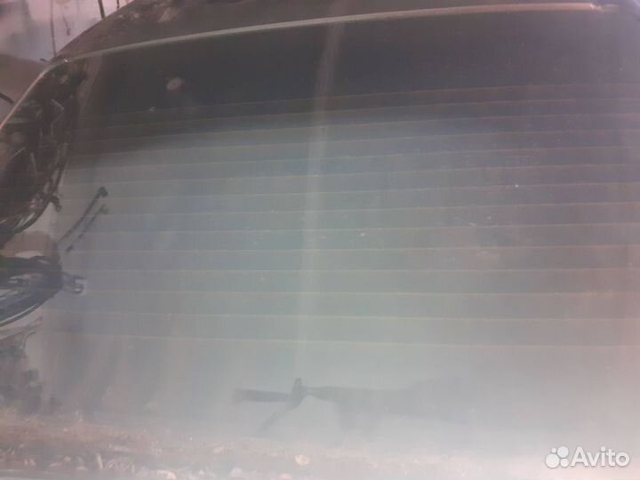 Стекло заднее Ford Focus 1