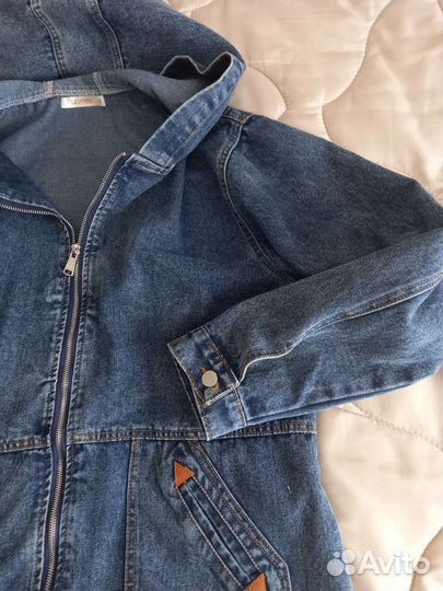 Джинсовая куртка