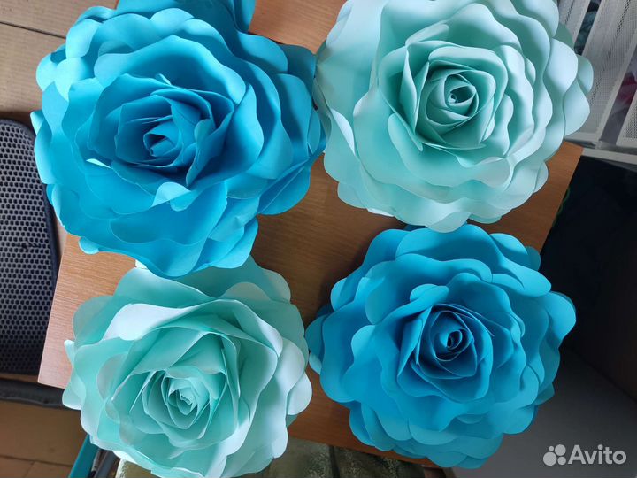Бумажные розы для поделок и декора)