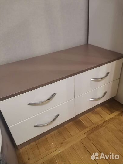 Комод тумбочка