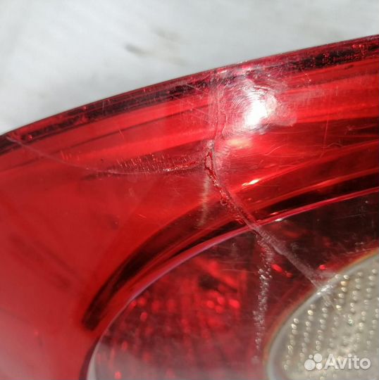 Фонарь задний наружный правый Tiguan 2007-2011