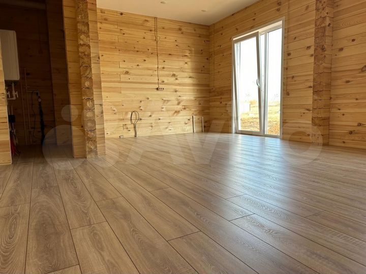 Дом 70 м² на участке 5 сот.