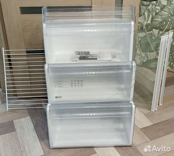 Запчасти, ящики к холодильнику Bosch