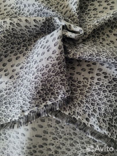 Отрез 10метров полиэстер