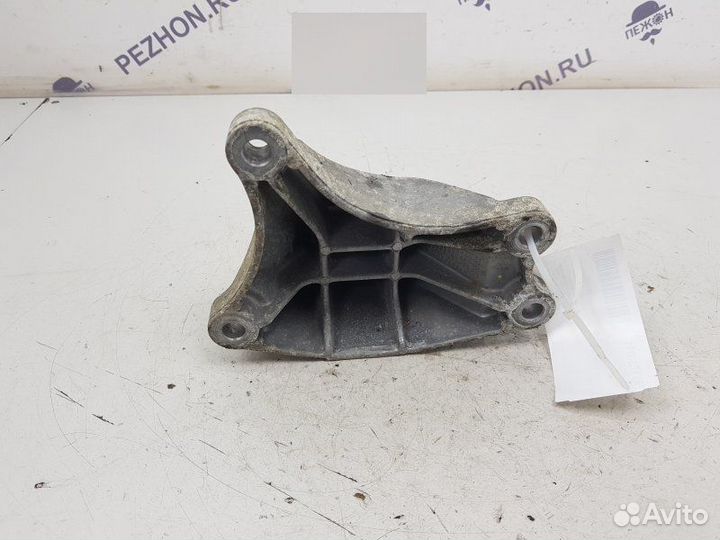 Кронштейн АКПП Ford Mondeo 3