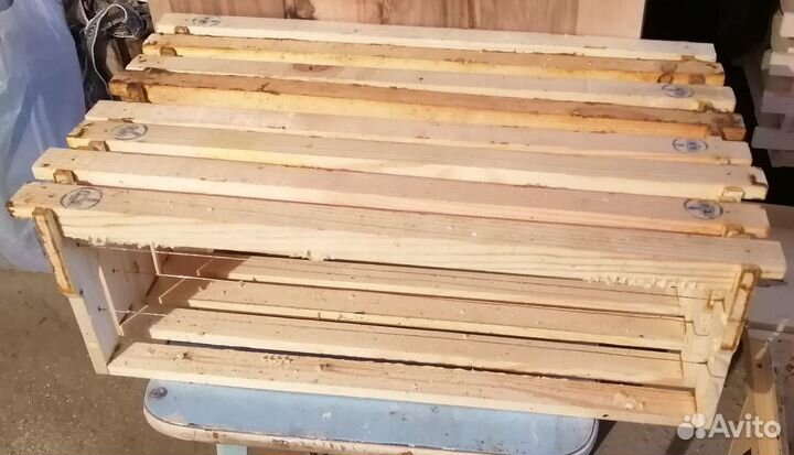 Рамки и полурамки для улья Дадан в сборе